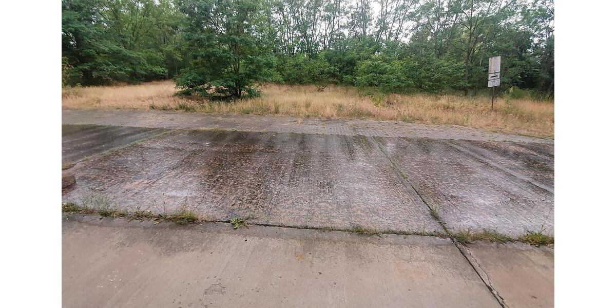 Gewerbeobjekt Eisenhüttenstadt - 2&euro; | Angebot:25395951