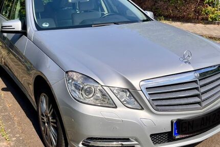 Mercedes-Benz 250 179.000 km 13.500 € Hammersbach 63546