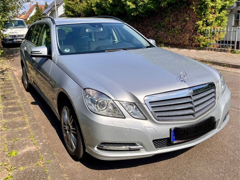 Mercedes-Benz 250 179.000 km 13.500 € Hammersbach 63546