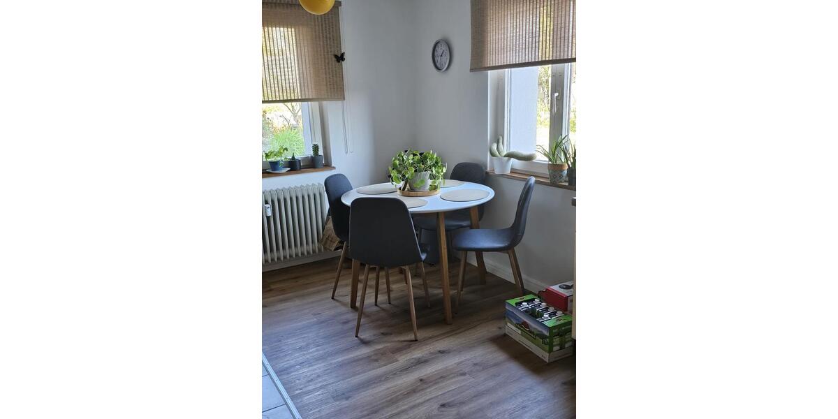 Erdgeschoßwohnung Radolfzell am Bodensee - 3 Zimmer, 75 m&sup2;, 1.000&euro; | Angebot:26313639