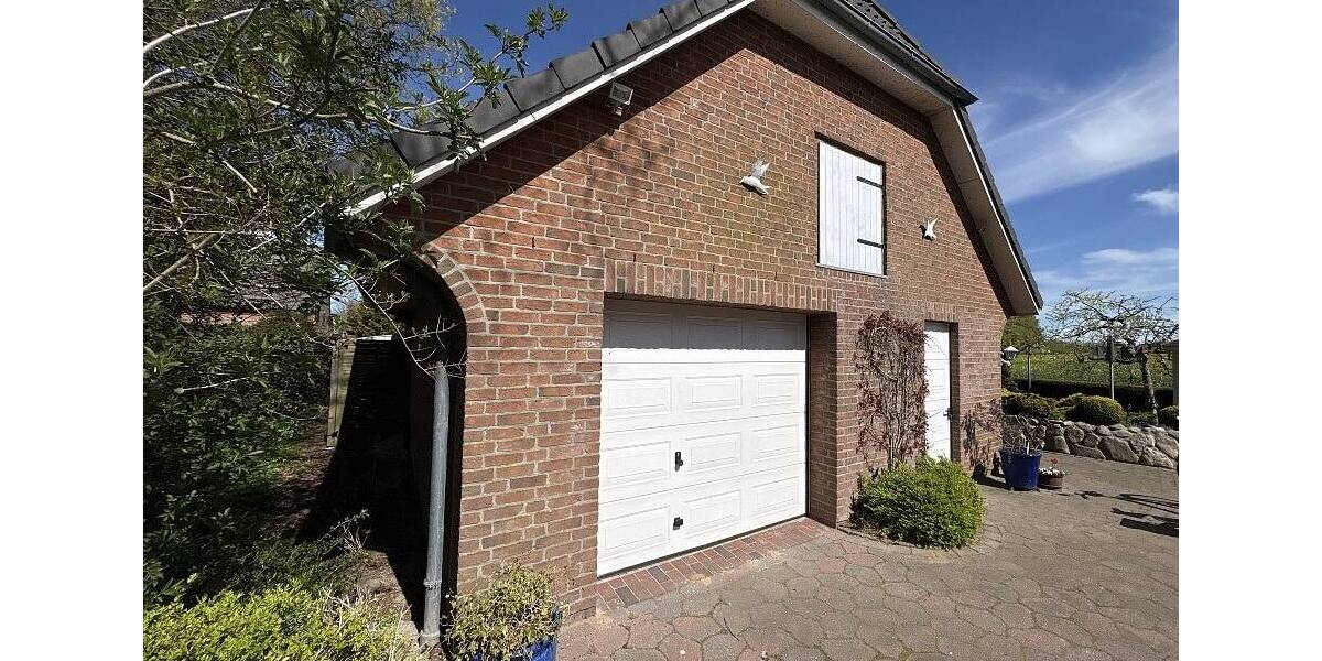 Mehrfamilienhaus, Wohnhaus Risum-Lindholm Lindholm - 9 Zimmer, 301 m&sup2;, 479.000&euro; | Angebot:26392122