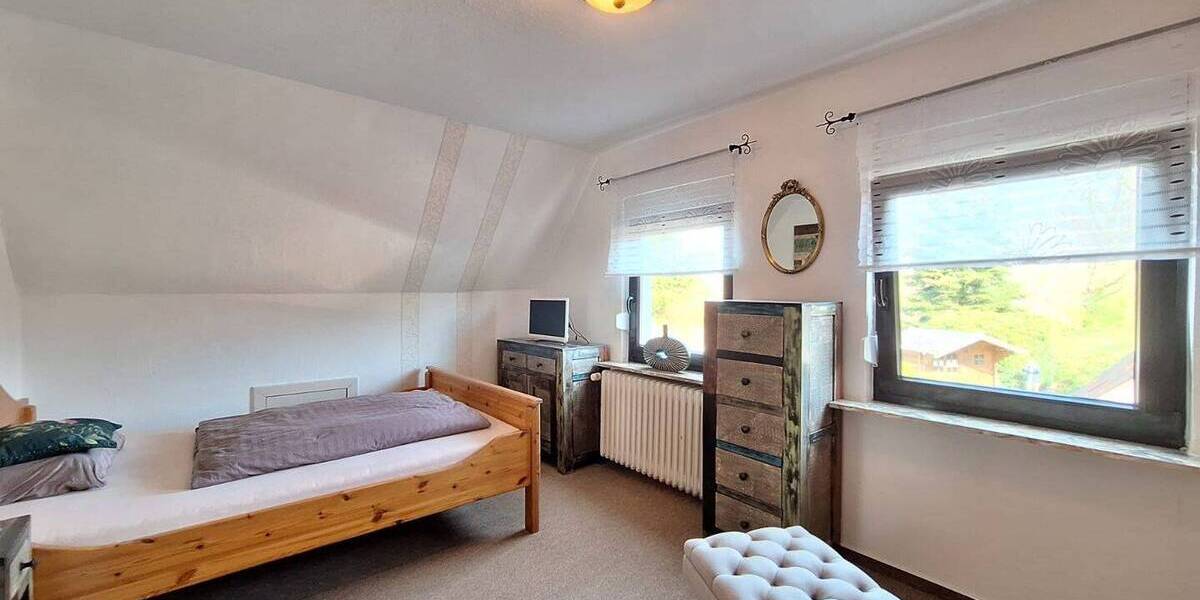 Mehrfamilienhaus, Wohnhaus Weener - 5 Zimmer, 133 m&sup2;, 195.000&euro; | Angebot:26118098