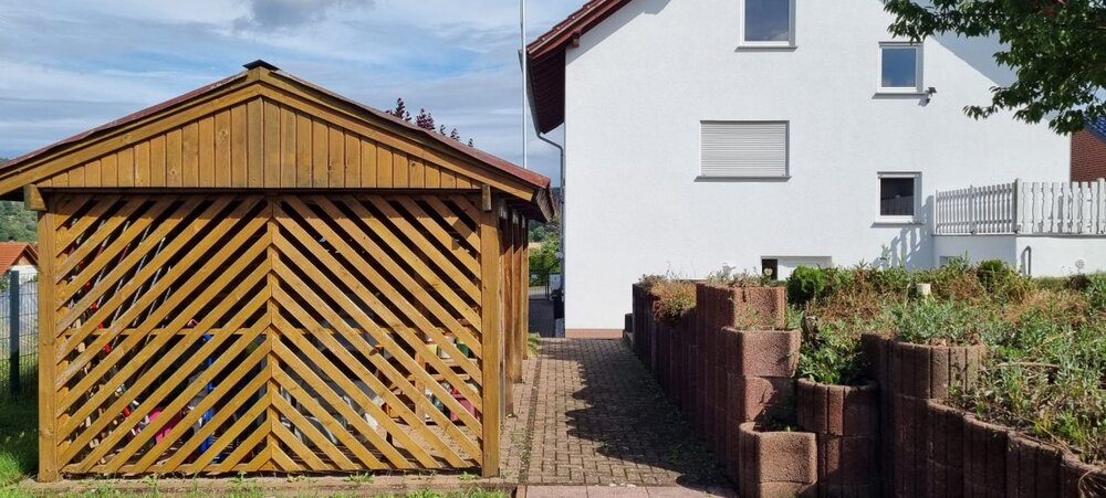 Sontra, 2 Fam.Hs. - Zweifamilienhaus Sontra | Angebot:9336461