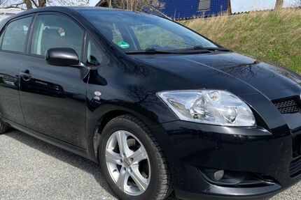 Toyota Auris 232.000 km 3.500 &euro; Weimar 99423