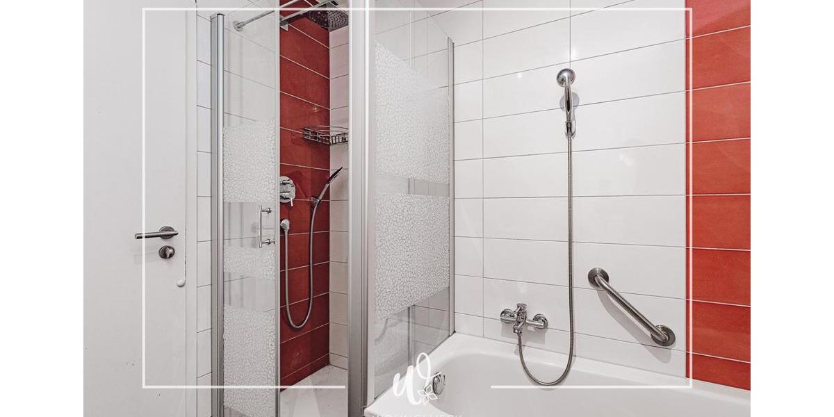 Dachgeschoßwohnung Augsburg Universitätsviertel - 3 Zimmer, 74 m&sup2;, 1.070&euro; | Angebot:25783379