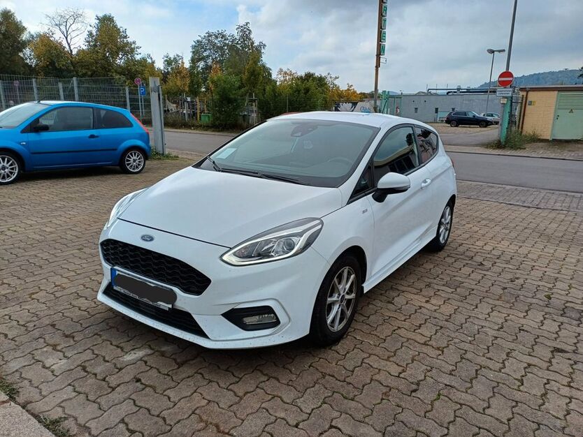 Ford Fiesta 35.500 km 11.700 € Saarlouis 66740