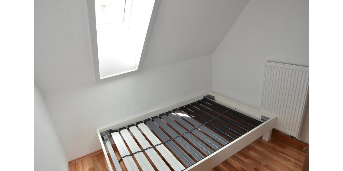 Dachgeschoßwohnung Germersheim - 2 Zimmer, 25 m&sup2;, 370&euro; | Angebot:26665546