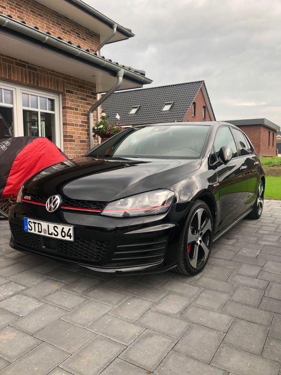 VW Golf 139.700 km 16.400 € Apensen 21641