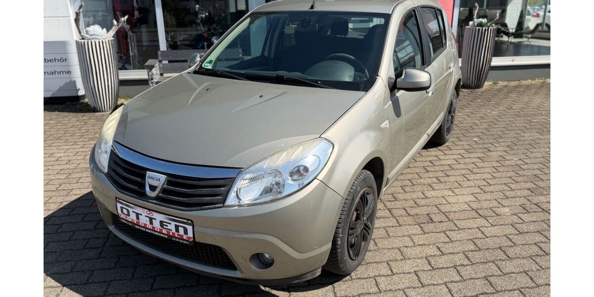 Dacia Sandero 160.000 km 2.290 &euro; Singen 78224