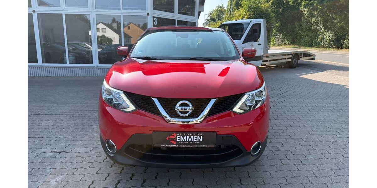Nissan Qashqai 32.900 km 11.990 &euro; Bückeburg 31675