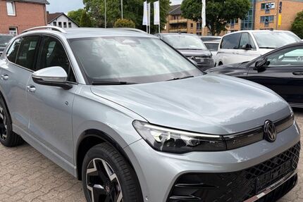 VW Tiguan 2.950 km 42.480 &euro; Flensburg-Weiche 24941
