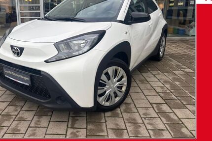 Toyota Aygo (X) 38.741 km 12.890 &euro; Kempten 87439