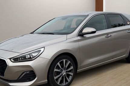 Hyundai i30 66.623 km 15.990 &euro; Eutin 23701
