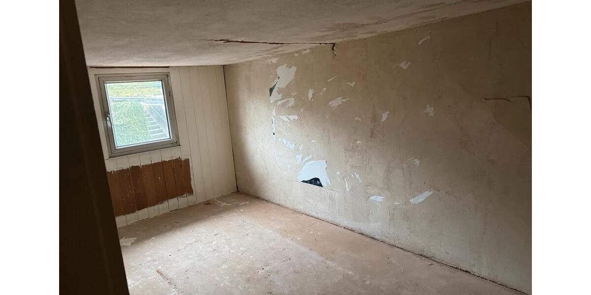 Einfamilienhaus Kall - 6 Zimmer, 100 m&sup2;, 70.000&euro; | Angebot:27121368