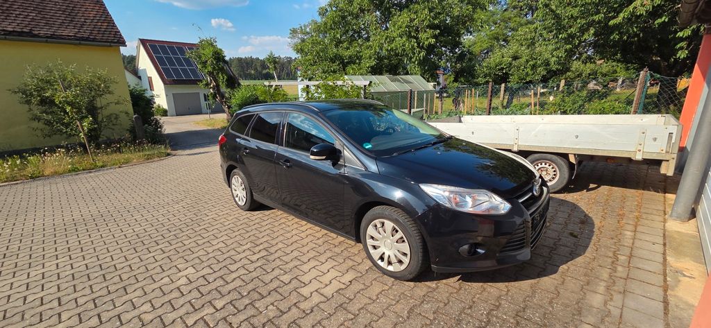 Ford Focus 215.300 km 2.999 &euro; Weidenbach 91746
