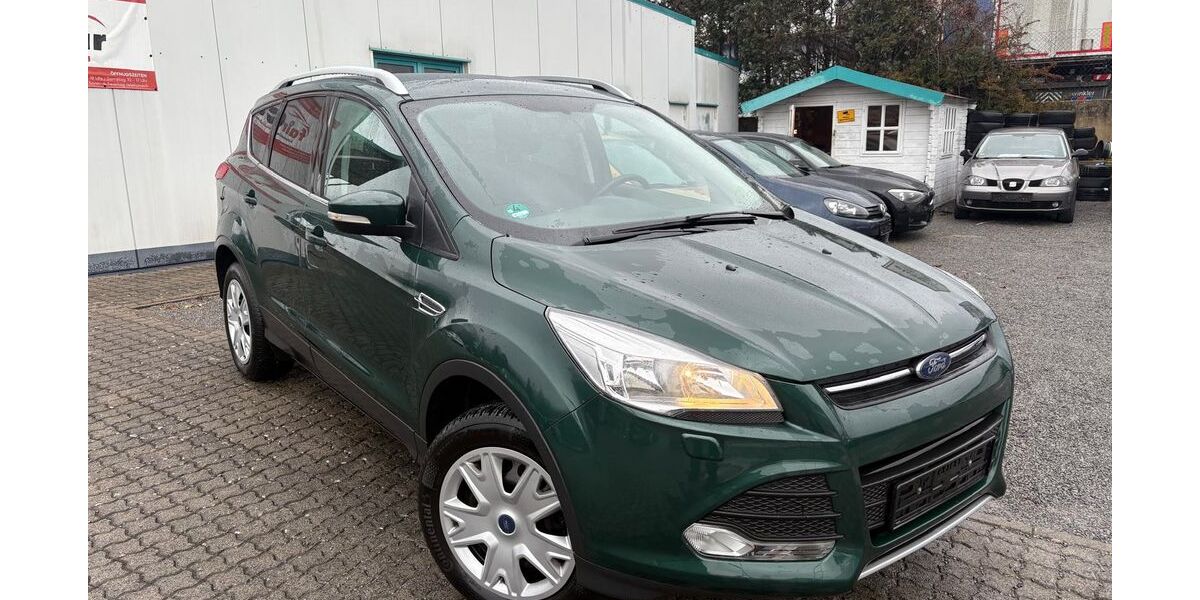 Ford Kuga 141.936 km 10.700 &euro; Freudenberg 97896