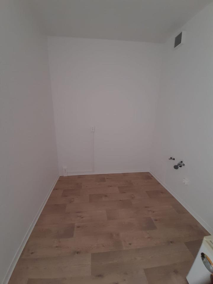Wohnung Dierkow 379 € Warm (inkl. Küche)