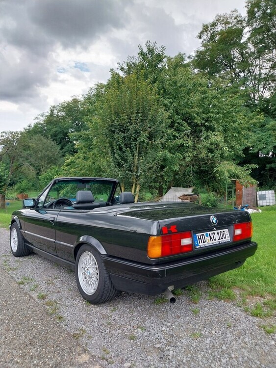 BMW E30