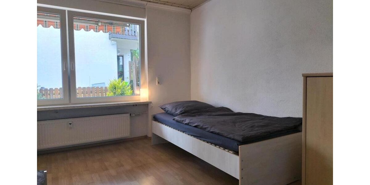 Erdgeschoßwohnung Sulzbach (Taunus) - 4 Zimmer, 90 m&sup2;, 1.450&euro; | Angebot:25634109