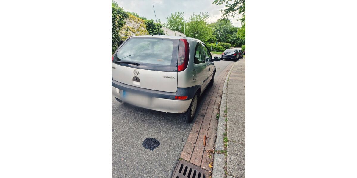 Opel Corsa 110.000 km 1.150 &euro; Bremen 28307