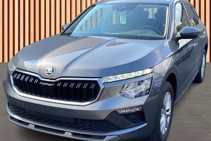 Skoda Kamiq 7.296 km 23.880 € Dresden 01328