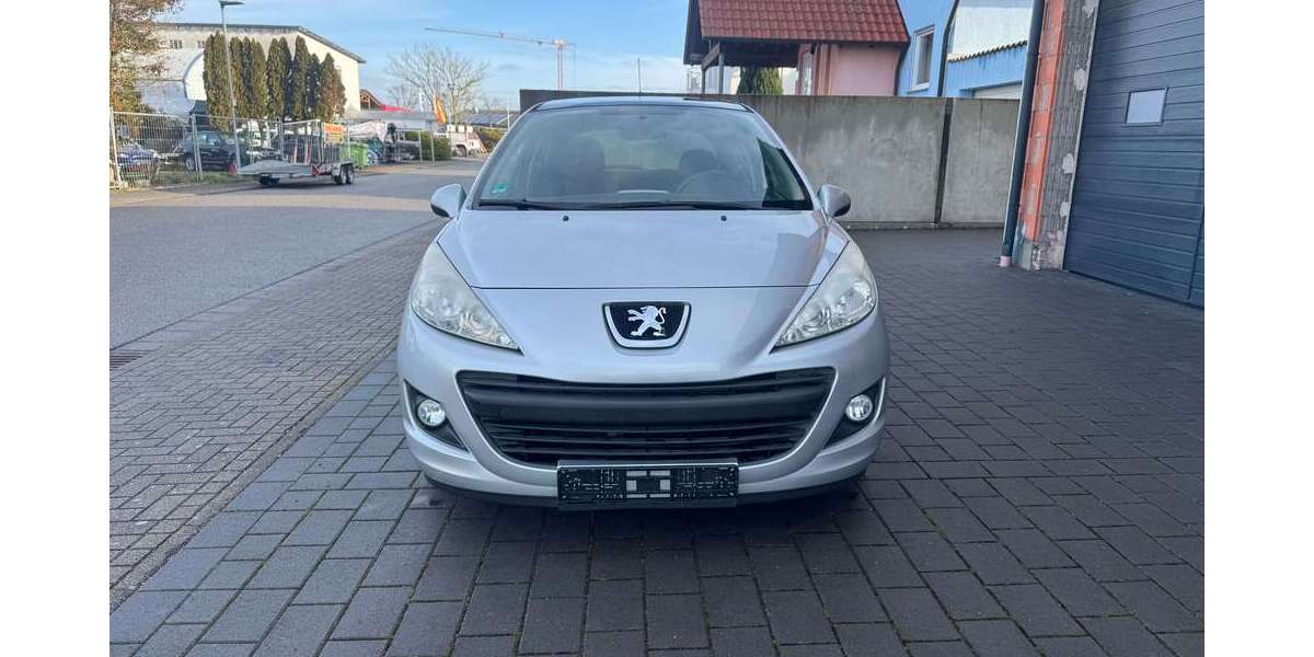 Peugeot 207 136.500 km 2.199 &euro; Dettenheim 76706