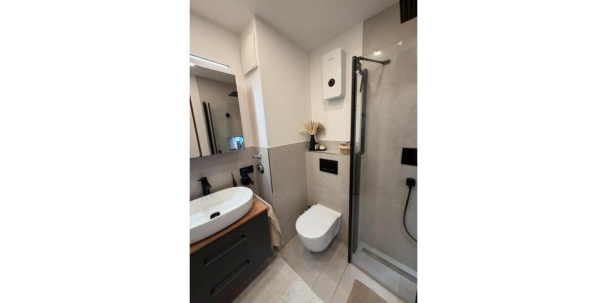 Erdgeschoßwohnung Hochheim am Main - 2 Zimmer, 67 m&sup2;, 335.000&euro; | Angebot:25168526