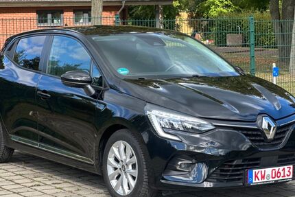 Renault Clio 88.000 km 11.990 € Schönefeld 12529