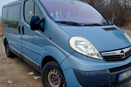 Opel Vivaro 211.000 km 9.900 &euro; Neu-Ulm 89231