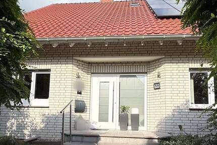 Luxuriöses Zuhause mit Gartentraum, Wintergarten und Sauna wartet auf Sie! 7 zimmer