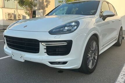 Porsche Cayenne 63.000 km 41.490 &euro; Stuttgart 70435
