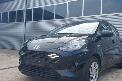 Hyundai i10 17.892 km 12.899 &euro; Bad Friedrichshall 74177