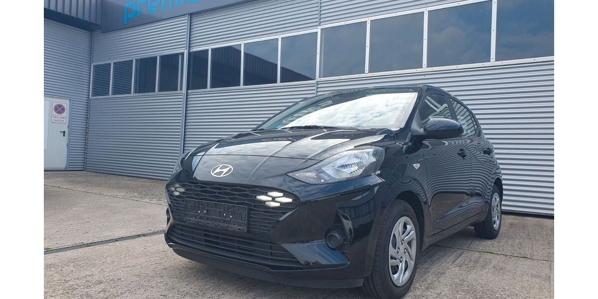 Hyundai i10 17.892 km 12.899 &euro; Bad Friedrichshall 74177
