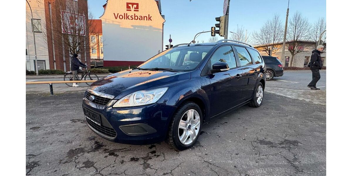 Ford Focus 156.000 km 3.790 &euro; Herford 32049