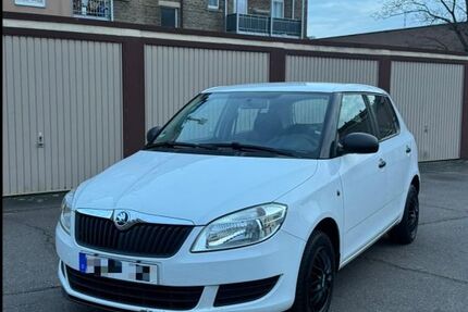 Skoda Fabia 81.300 km 4.350 &euro; Mannheim 68167
