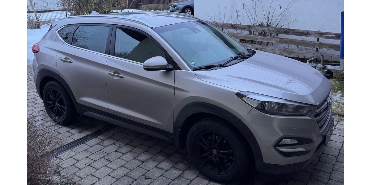 Hyundai TUCSON 134.000 km 16.800 &euro; Kirchdorf 83527
