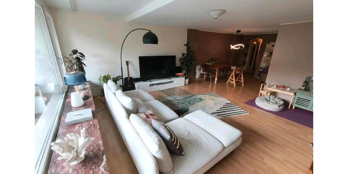 Etagenwohnung Wilhelmshaven Heppens - 3 Zimmer, 87 m&sup2;, 175.000&euro; | Angebot:26445516
