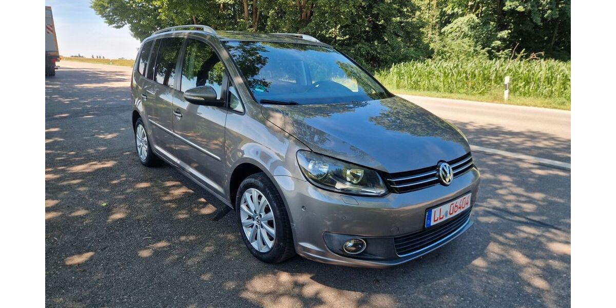VW Touran 217.000 km 4.200 &euro; GELTENDORF 82269