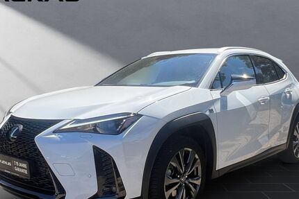 Lexus UX 10.616 km 33.950 &euro; Wesel 46485