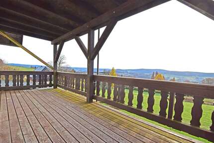 Wohnung zum Mieten in Lauter-Bernsbach 550 € 110 m² 3 zimmer