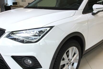 Seat Arona 33.076 km 17.985 € Forst 03149