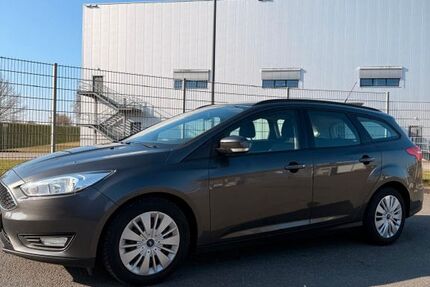 Ford Focus 115.000 km 8.600 &euro; Bielefeld 33739