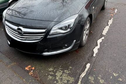 Opel Insignia 203.000 km 2.950 &euro; raunheim 65479