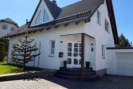 Haus Bestwig - 4 Zimmer, 137 m&sup2;, 339.000&euro; | Angebot:24607947