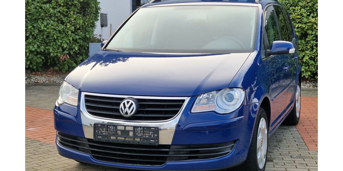 VW Touran 227.000 km 5.350 &euro; Hockenheim 68766