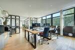 Individuelles und modernisiertes Architektenhaus mit Einlieger- oder Bürobereich