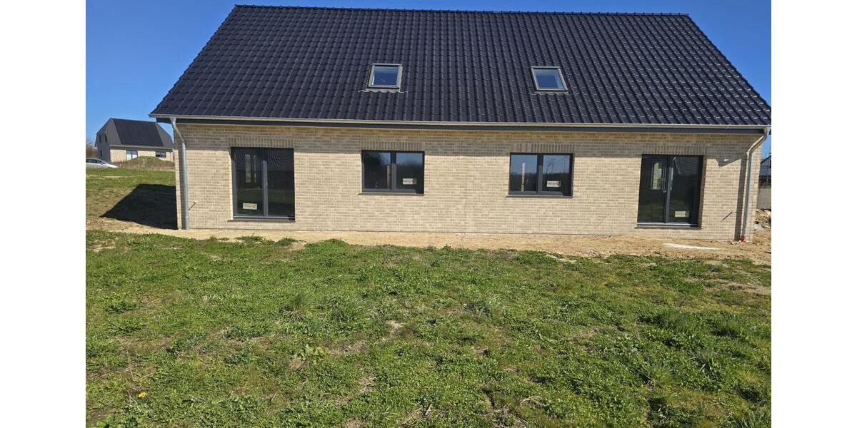 Doppelhaushälfte Böklund - 4 Zimmer, 120 m&sup2;, 1.450&euro; | Angebot:26074758