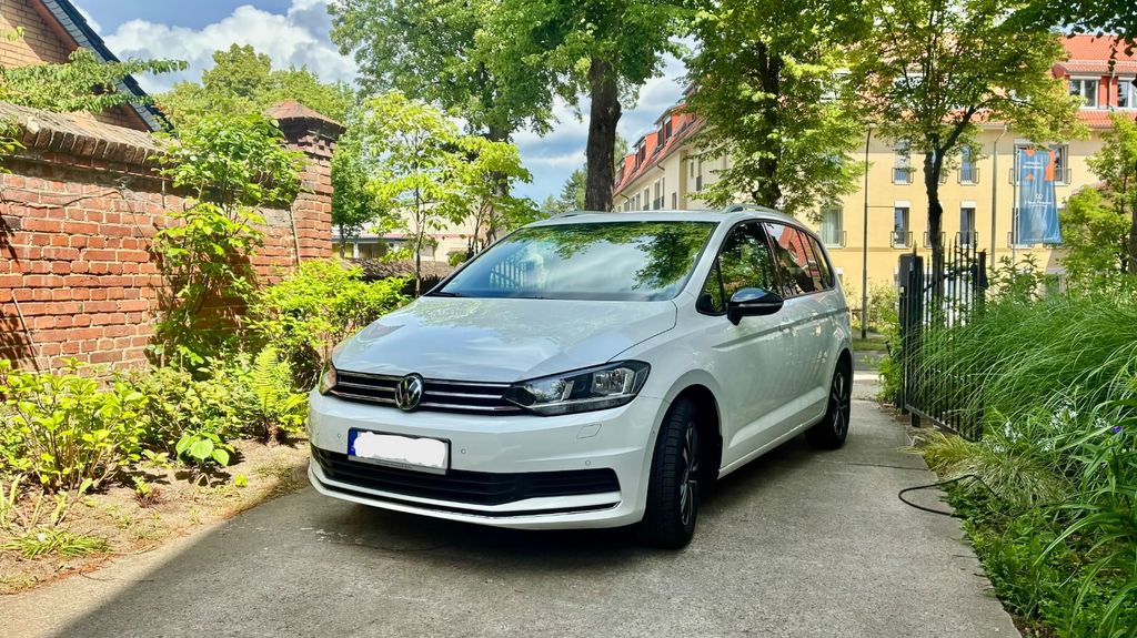 VW Touran 78.300 km 21.900 &euro; Glienicke/Nordbahn 16548