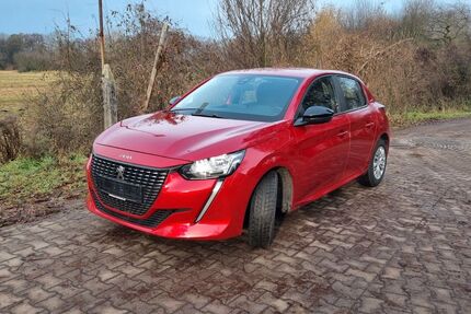 Peugeot 208 34.400 km 10.990 &euro; Birkenwerder 16547
