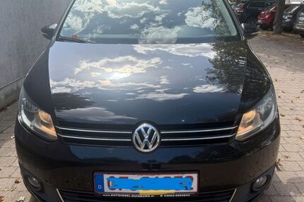 VW Touran 201.684 km 7.300 &euro; Mühlheim Am Main 63165